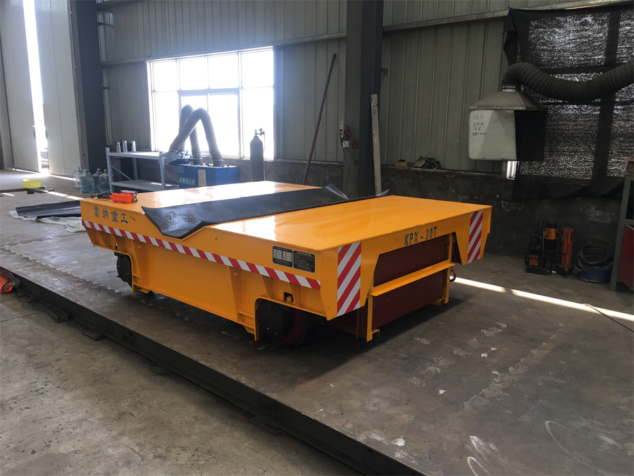 轨道平板车 台面v型架08